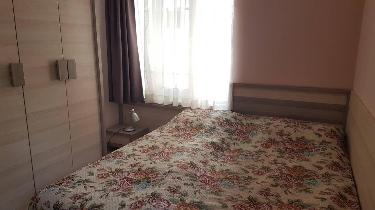 Къщата С Чешмата Veliko Tarnovo Exterior foto